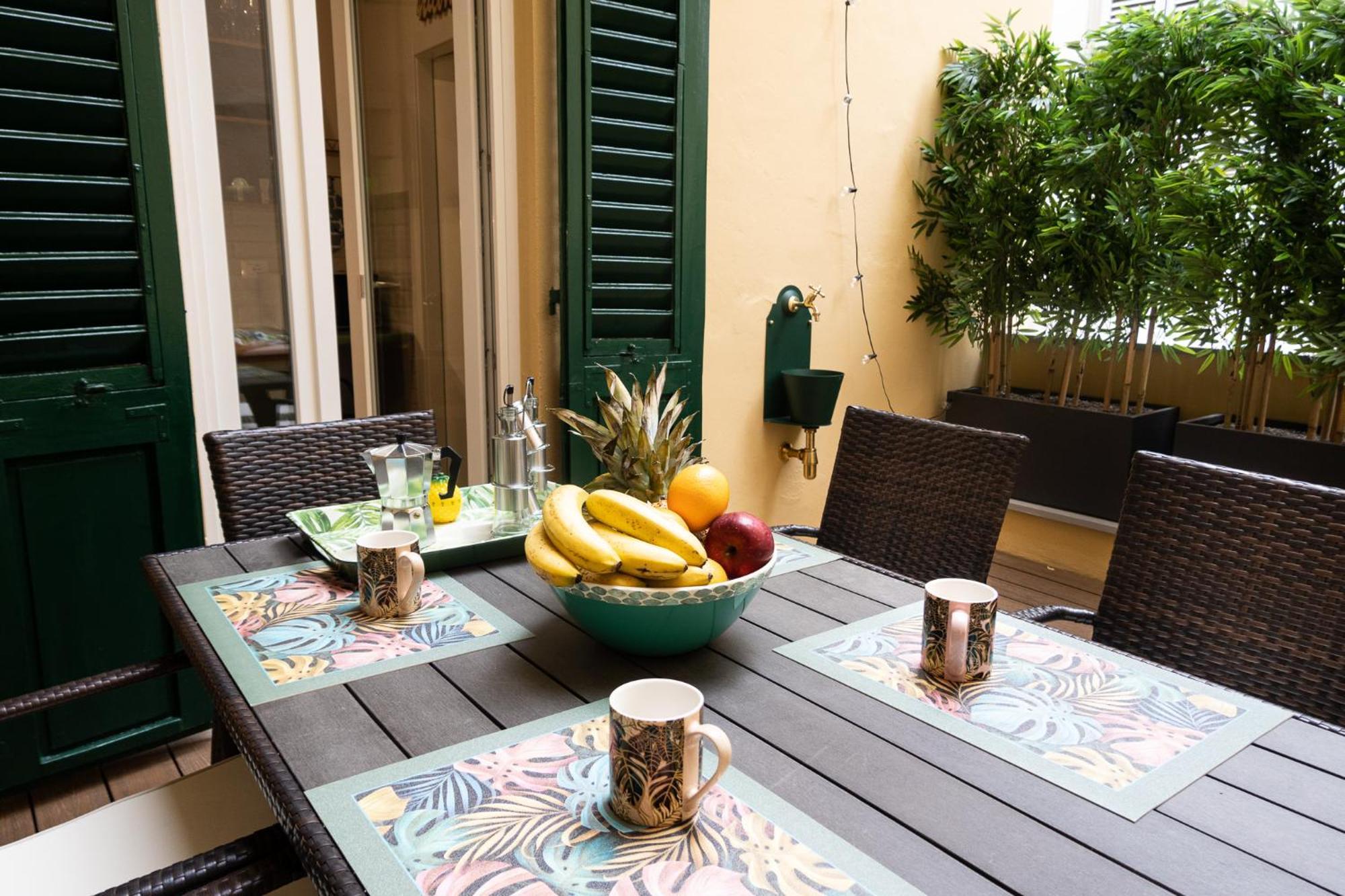 Apartment Florentine Jungle Large Terrace Near The Station